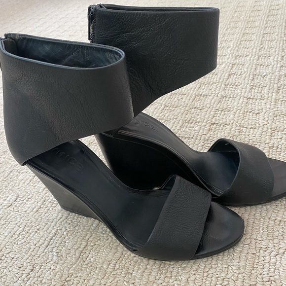 Black leather Vince wedge sandals - size 6 1/2 US - Picture 2 of 14